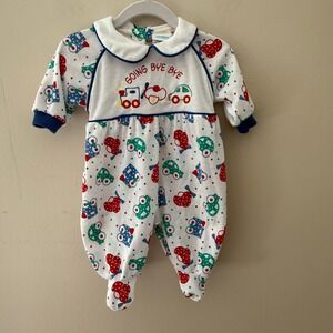 Carter's Going Bye Bye Train Car Baby Romper‎ Pajamas Small 10-11 lbs White